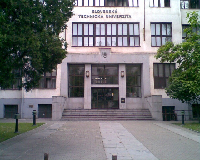 STU Vazovova 5. Main Entrance