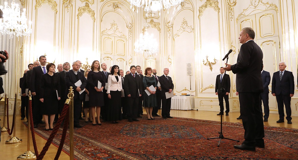 menovanie nových profesoriek a profesorov