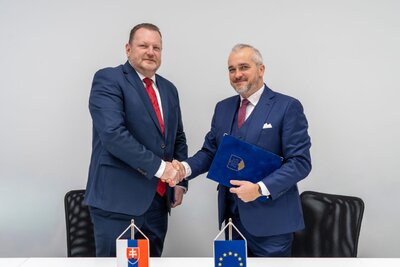 STU a Úrad pre územné plánovanie a výstavbu SR podpísali memorandum o spolupráci 