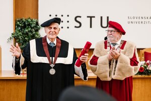 STU udelila titul Dr. h. c. profesorovi Danovi Shechtmanovi, nositeľovi Nobelovej ceny