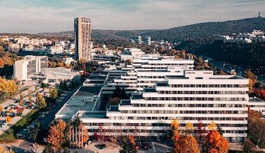 Spolupráca - Moderny areal STU v Mlysnkej doline