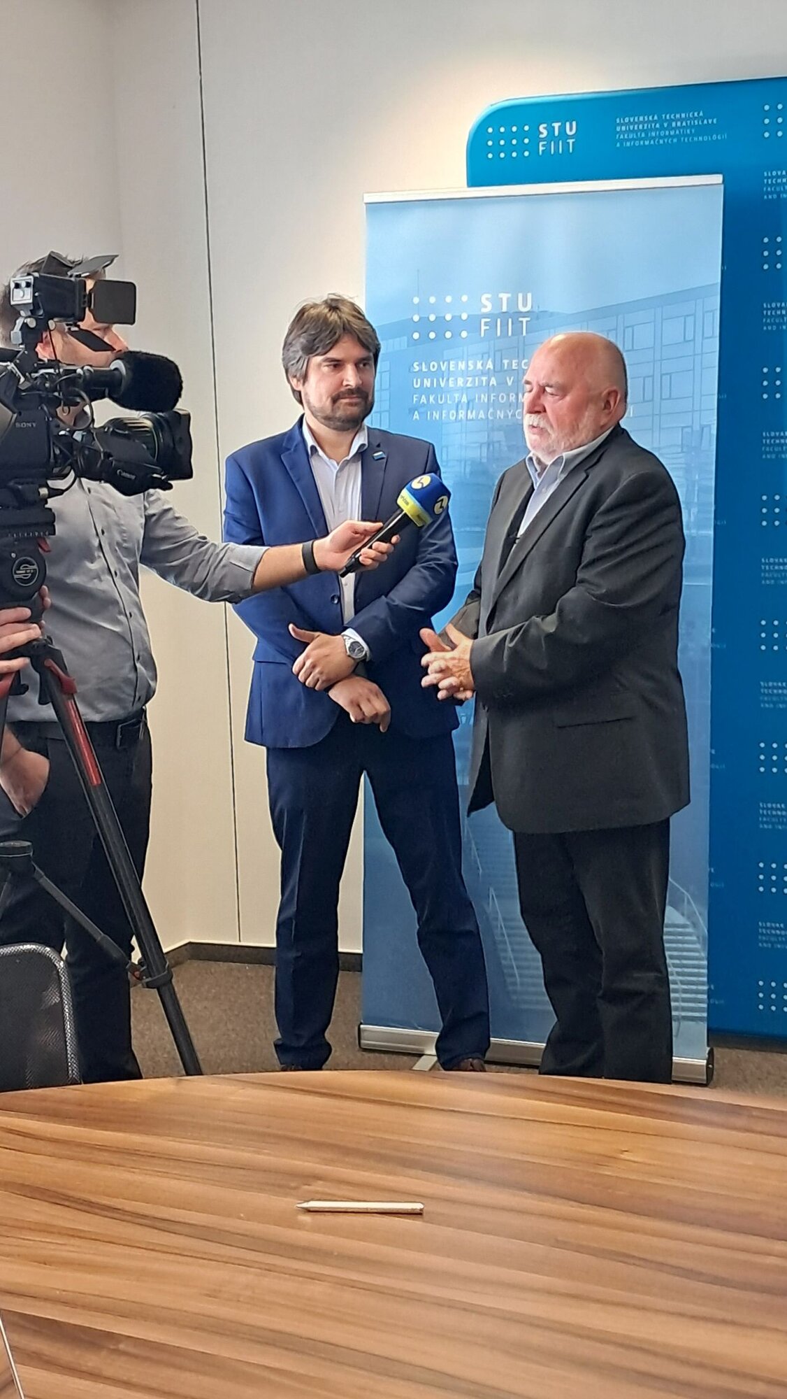 L. Šoltés, O. Moravčík